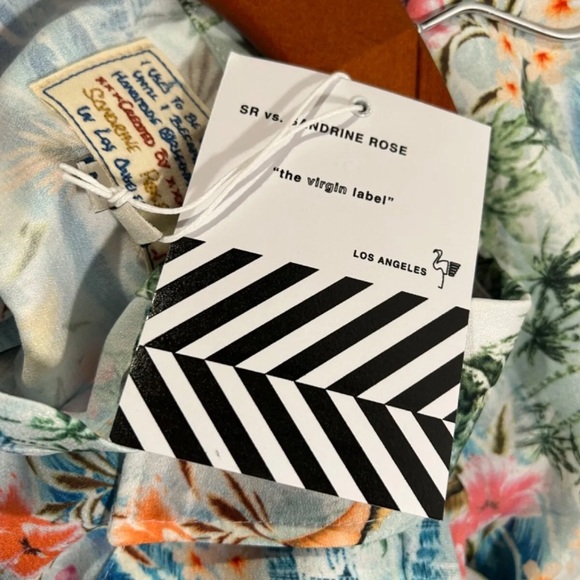 Sandrine Rose By Free People Hawaiian Pearl Snap Shirt
Size M - Picture 13 of 15